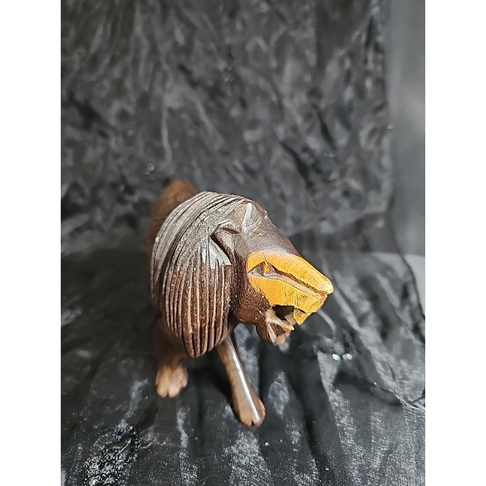Vintage Hand Carved Wooden African Lion Figure Sculpture - Picture 2 of 10